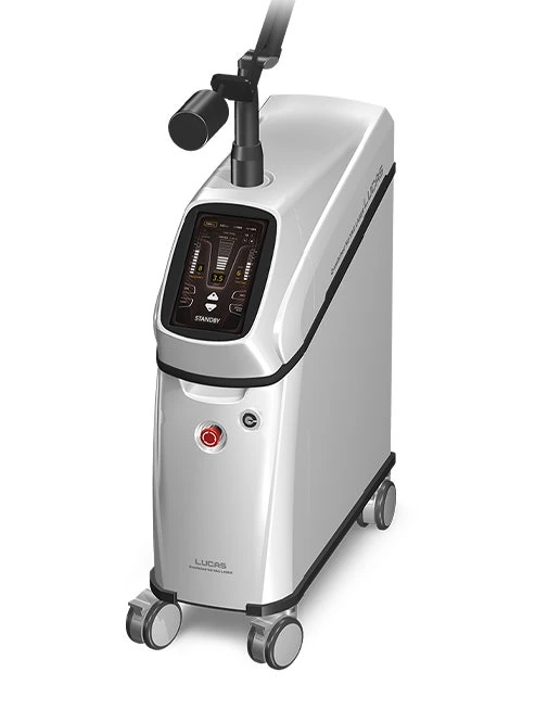 Lucas Laser Er:YAG 2940nm resurfacing platform at Kind Global Clinic Myeongdong